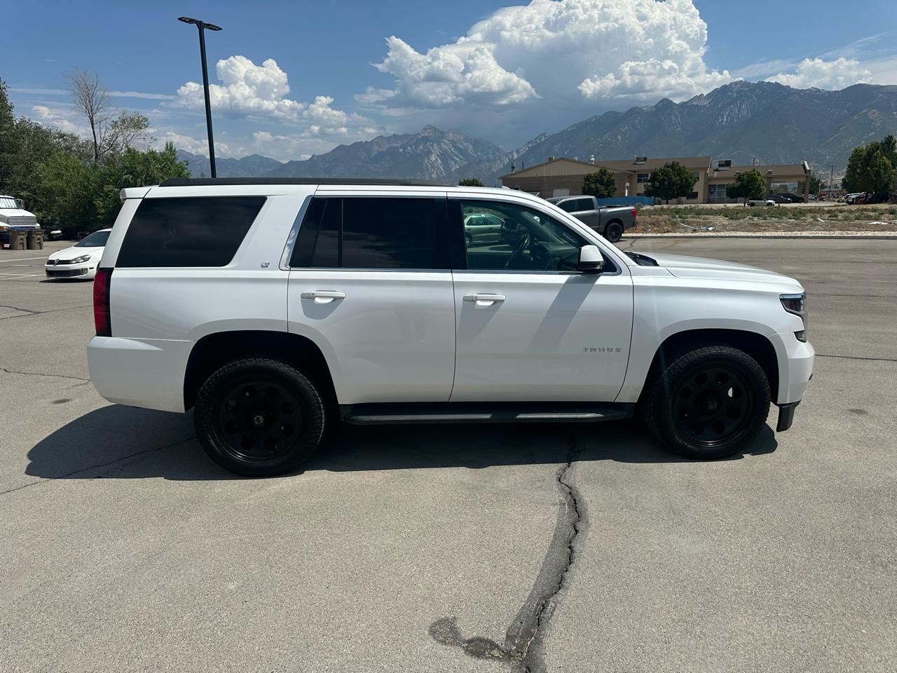 Chevrolet Tahoe 4WD 4dr LT 2016