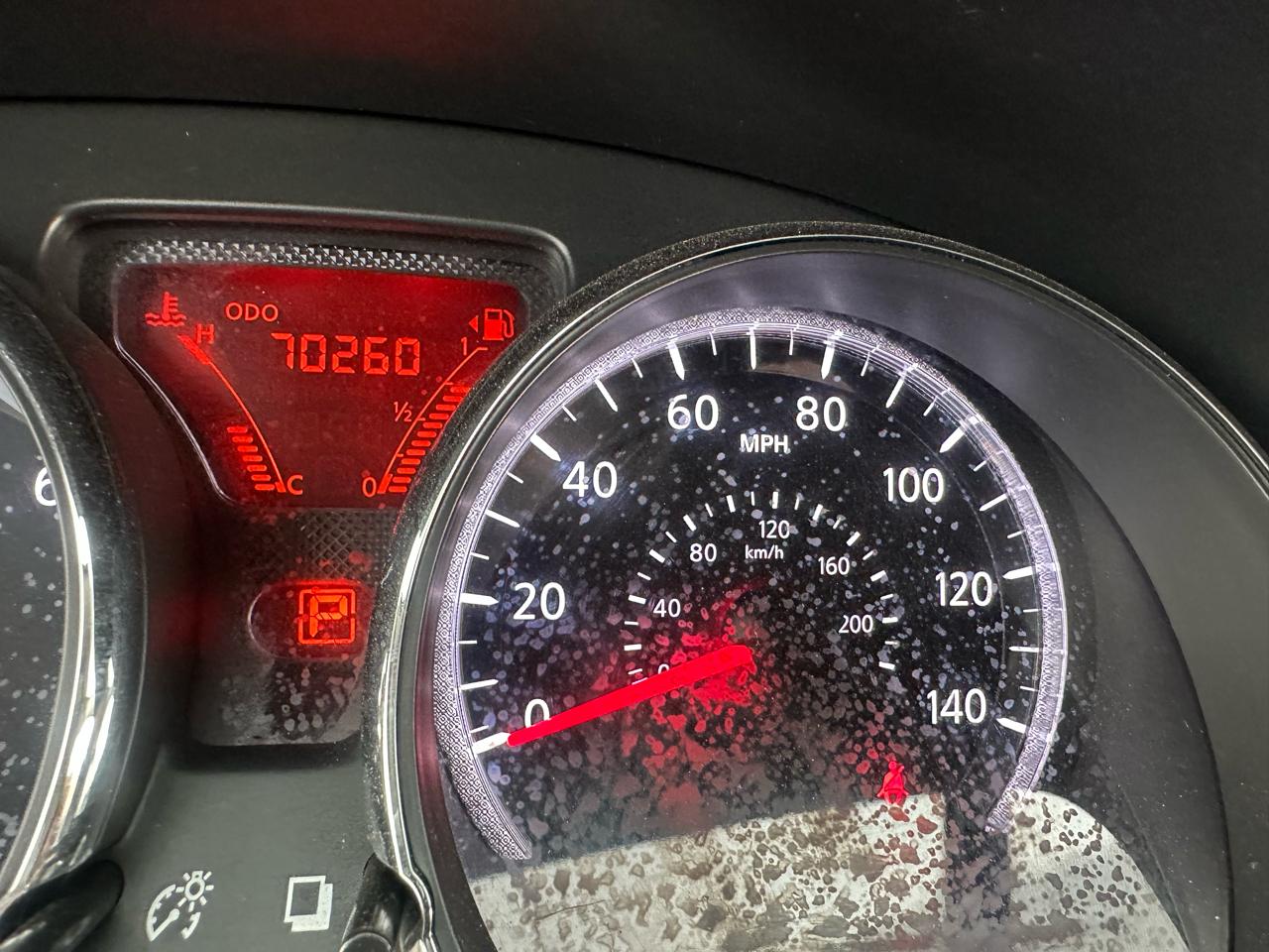 Nissan Versa 4dr Sdn CVT 1.6 SV 2012