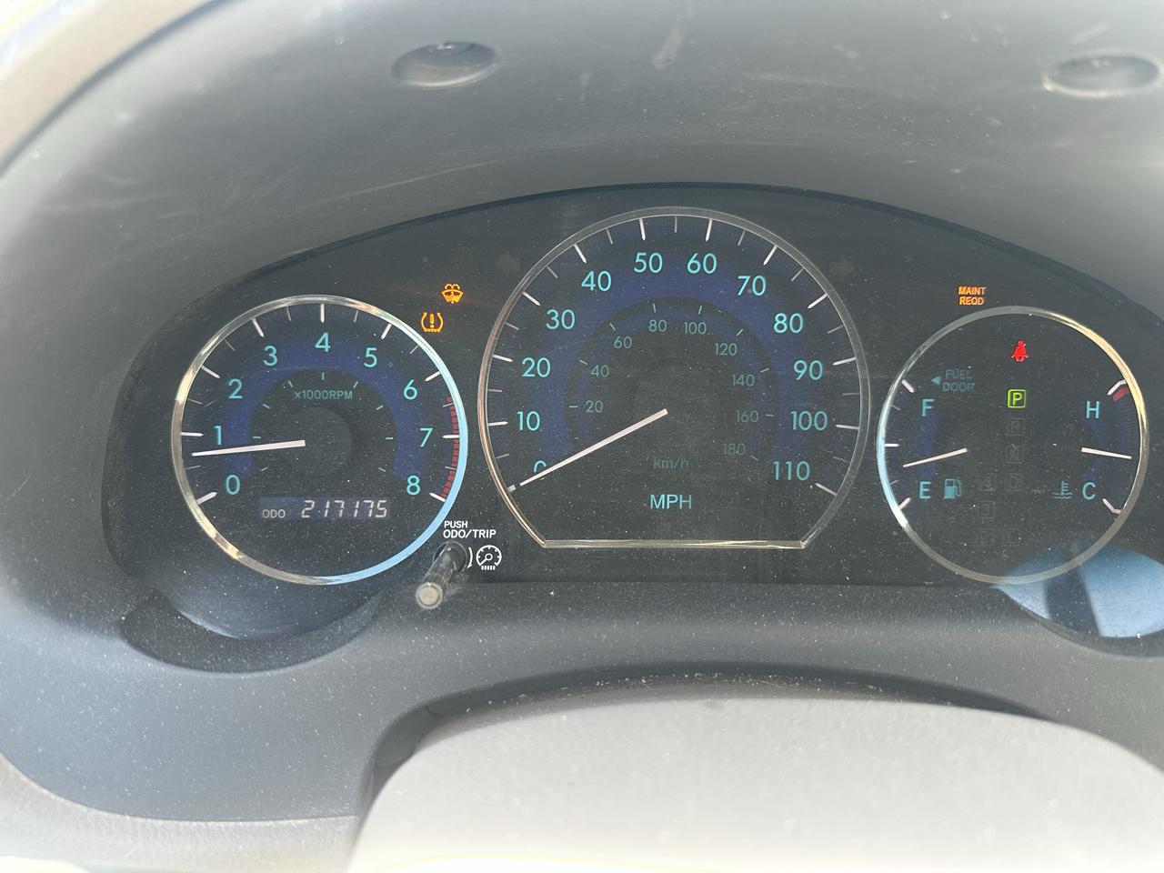 Toyota Sienna 5dr 7-Pass Van V6 LE FWD (Natl) 2008