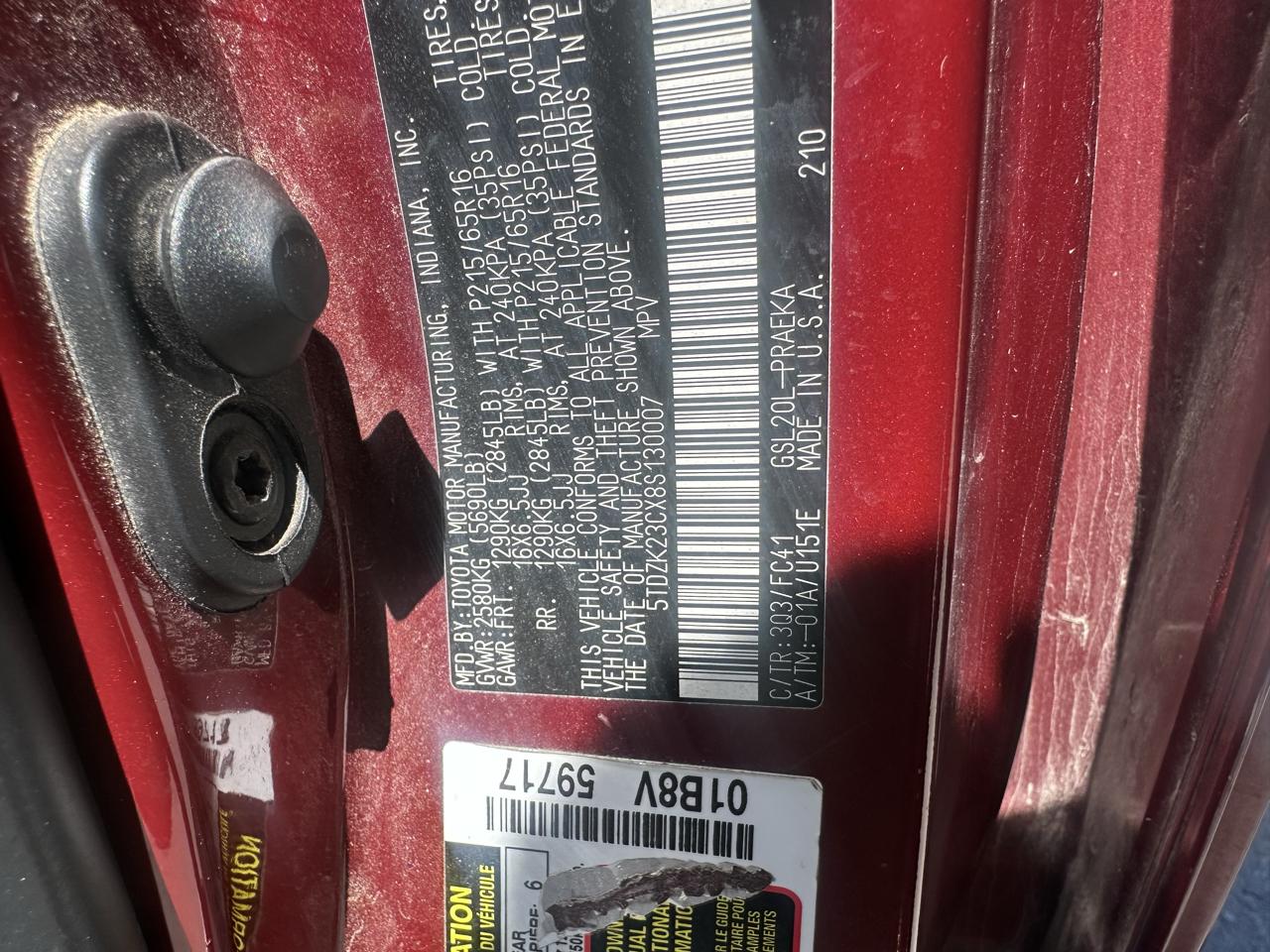 Toyota Sienna 5dr 7-Pass Van V6 LE FWD (Natl) 2008