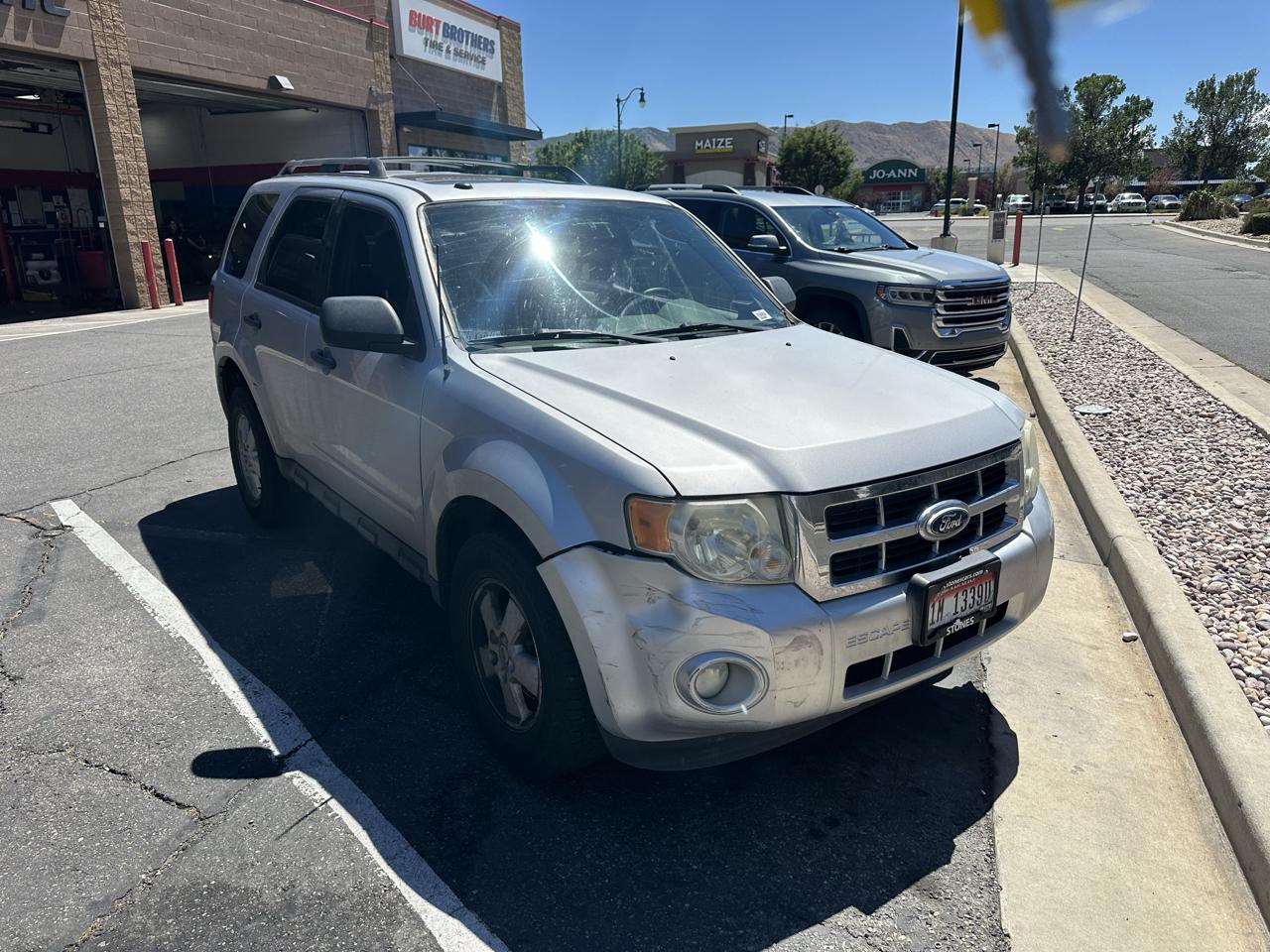 Ford Escape FWD 4dr XLT 2011