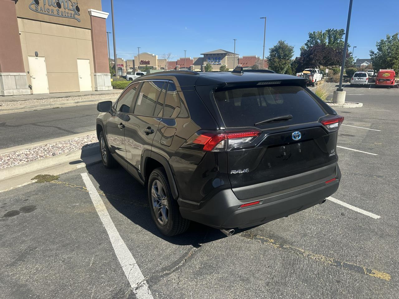 Toyota RAV4 Hybrid LE AWD (Natl) 2024