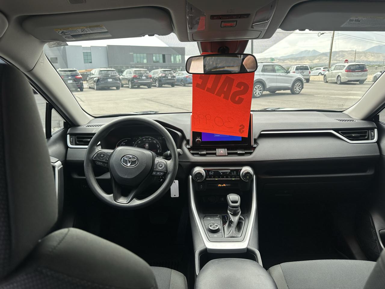 Toyota RAV4 Hybrid LE AWD (Natl) 2024