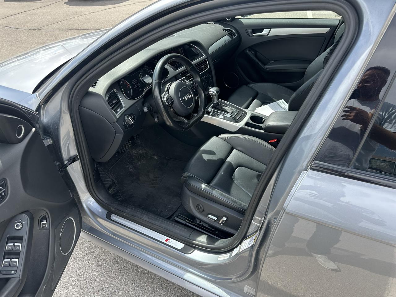 Audi A4 4dr Sdn Auto quattro 2.0T Premium Plus 2015