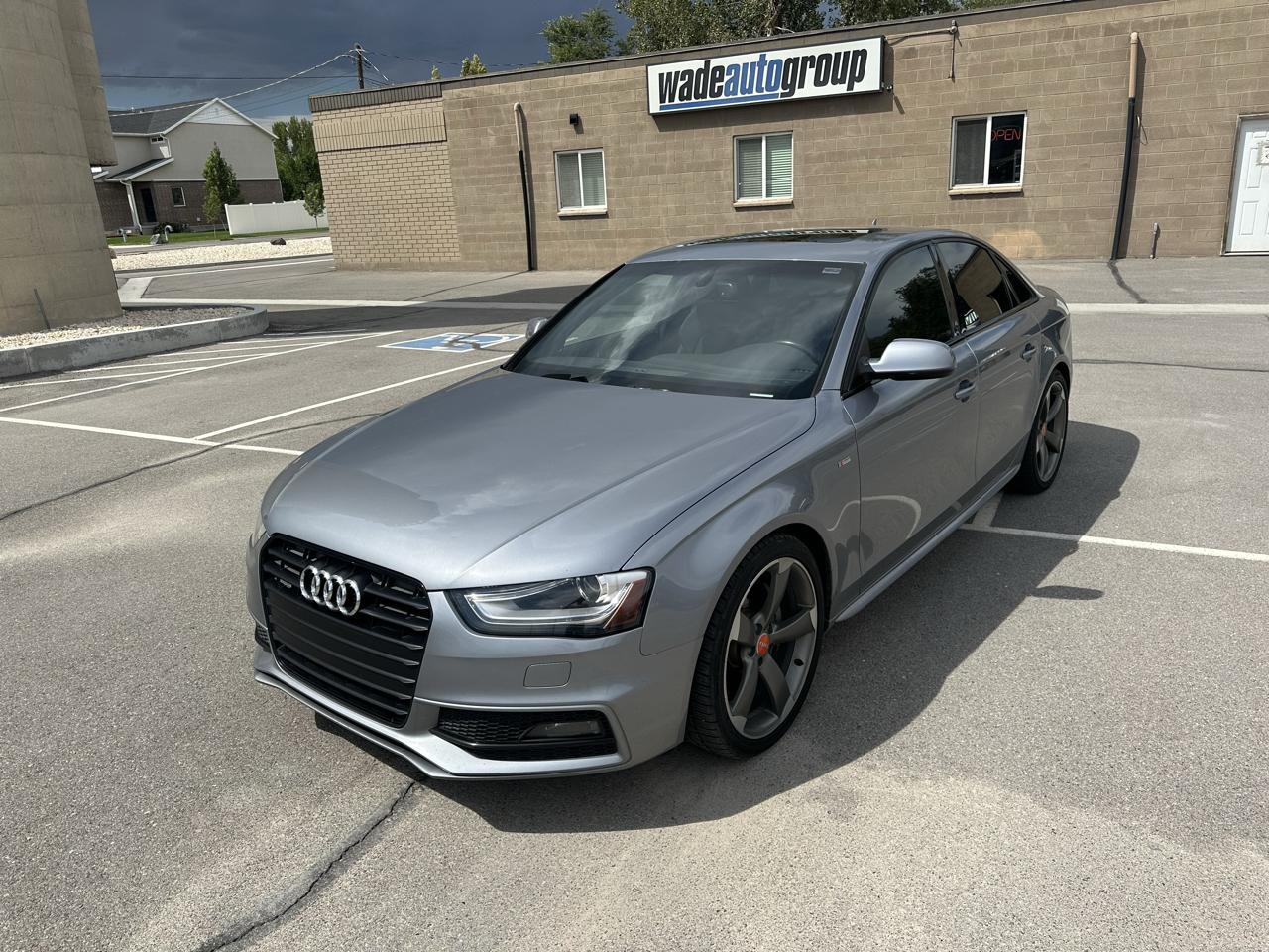 Audi A4 4dr Sdn Auto quattro 2.0T Premium Plus 2015