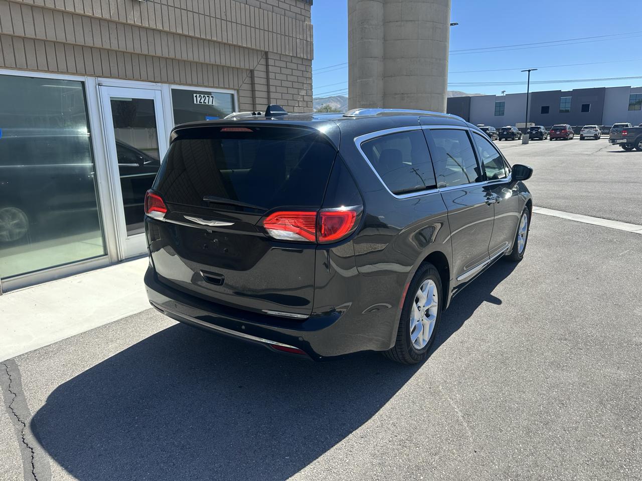 Chrysler Pacifica Touring L Plus FWD 2018