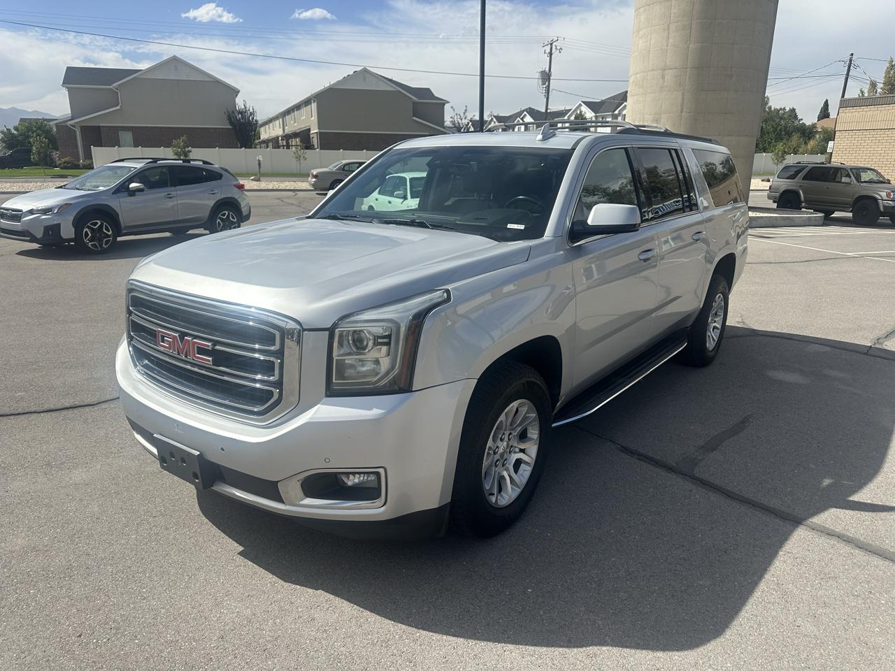 GMC Yukon XL 4WD 4dr SLT 2019