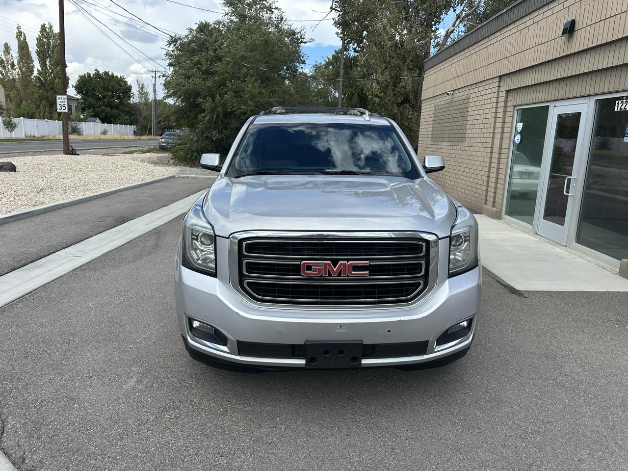 GMC Yukon XL 4WD 4dr SLT 2019