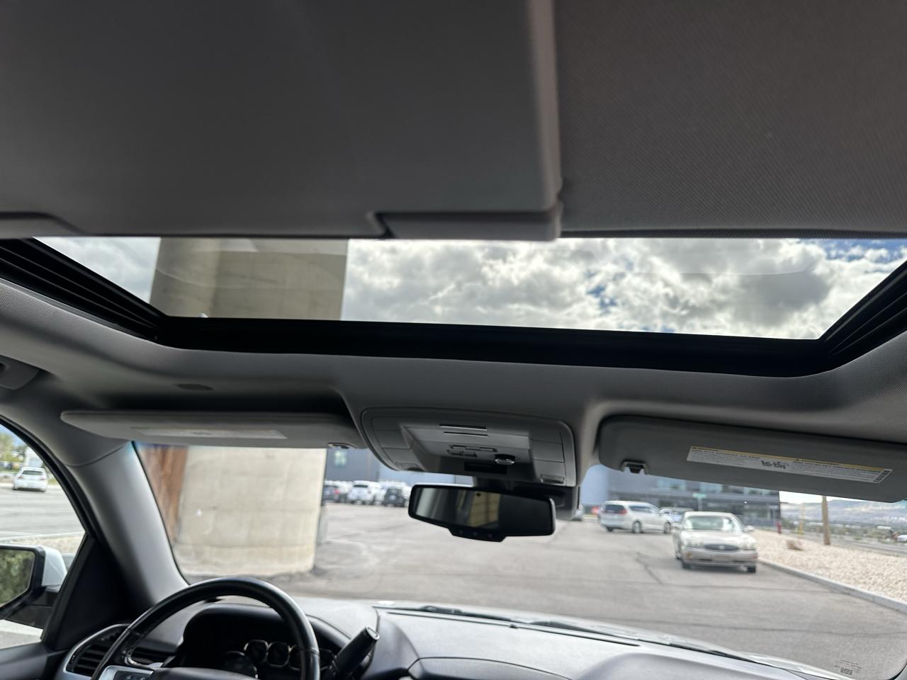 GMC Yukon XL 4WD 4dr SLT 2019