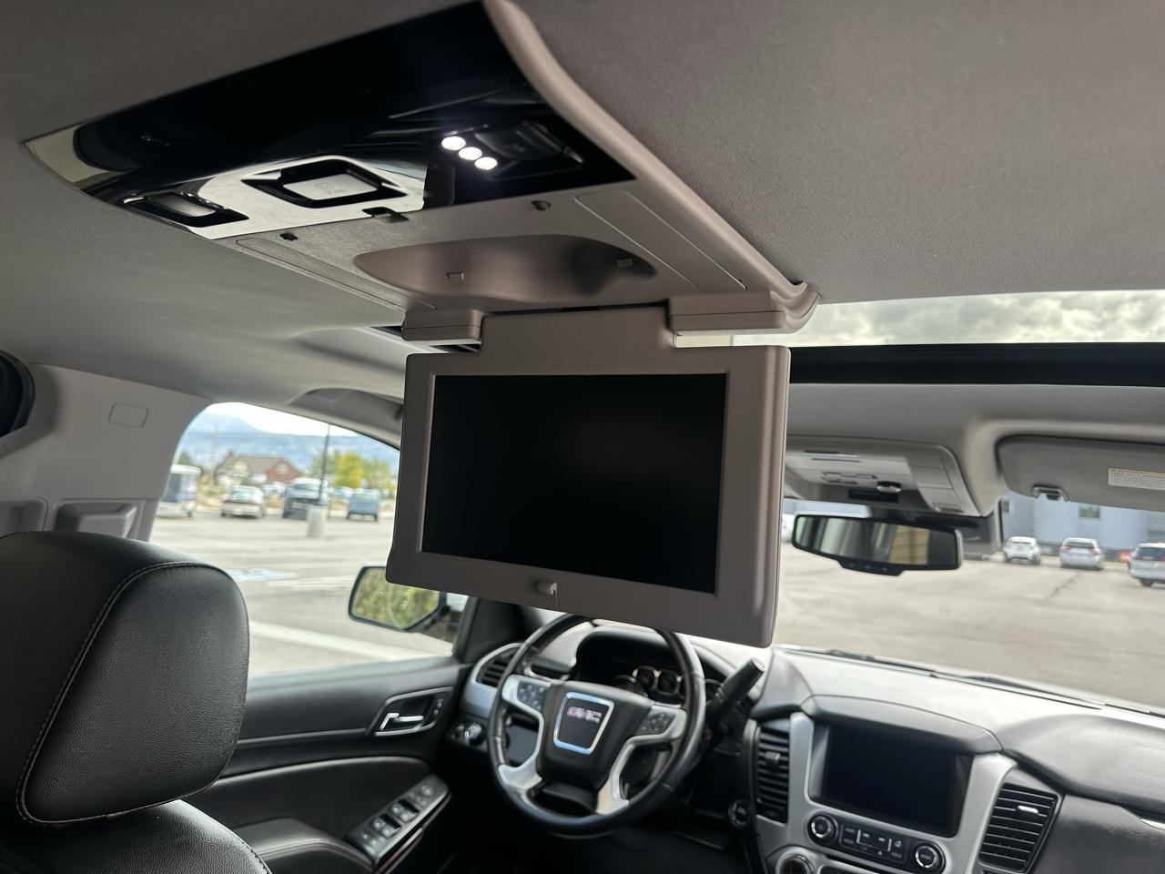 GMC Yukon XL 4WD 4dr SLT 2019
