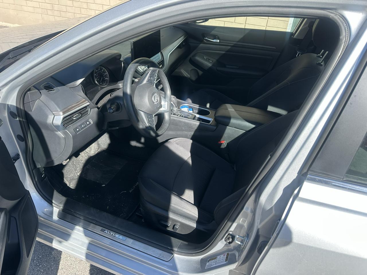 Nissan Altima SV FWD 2025