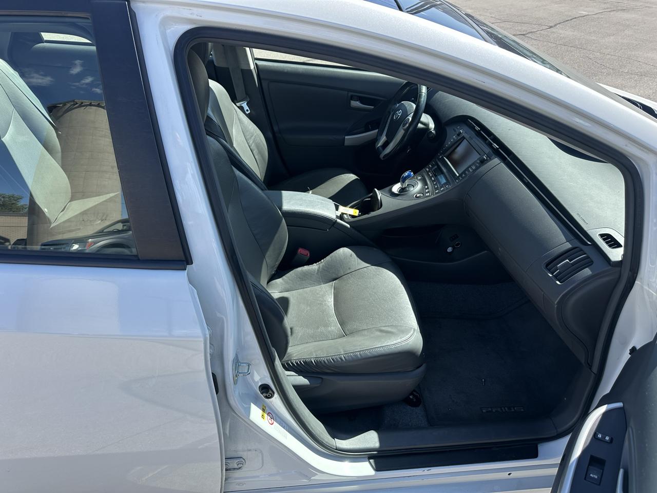 Toyota Prius 5dr HB IV (Natl) 2010