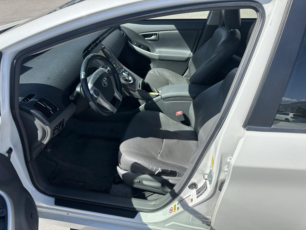 Toyota Prius 5dr HB IV (Natl) 2010