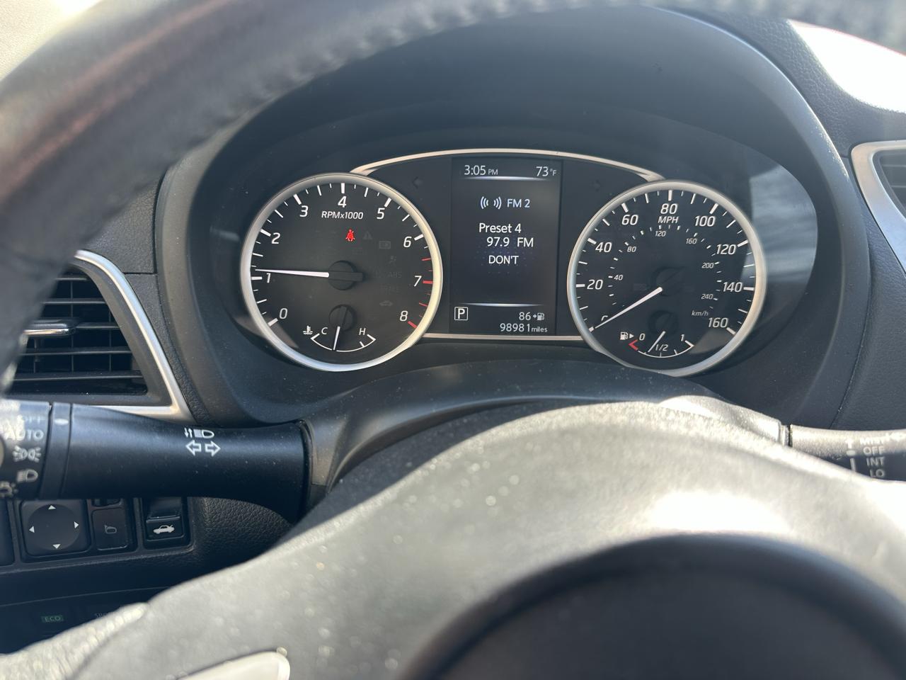 Nissan Sentra SV CVT 2017