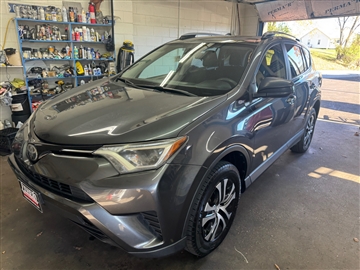 2017 Toyota RAV4 LE FWD (Natl)