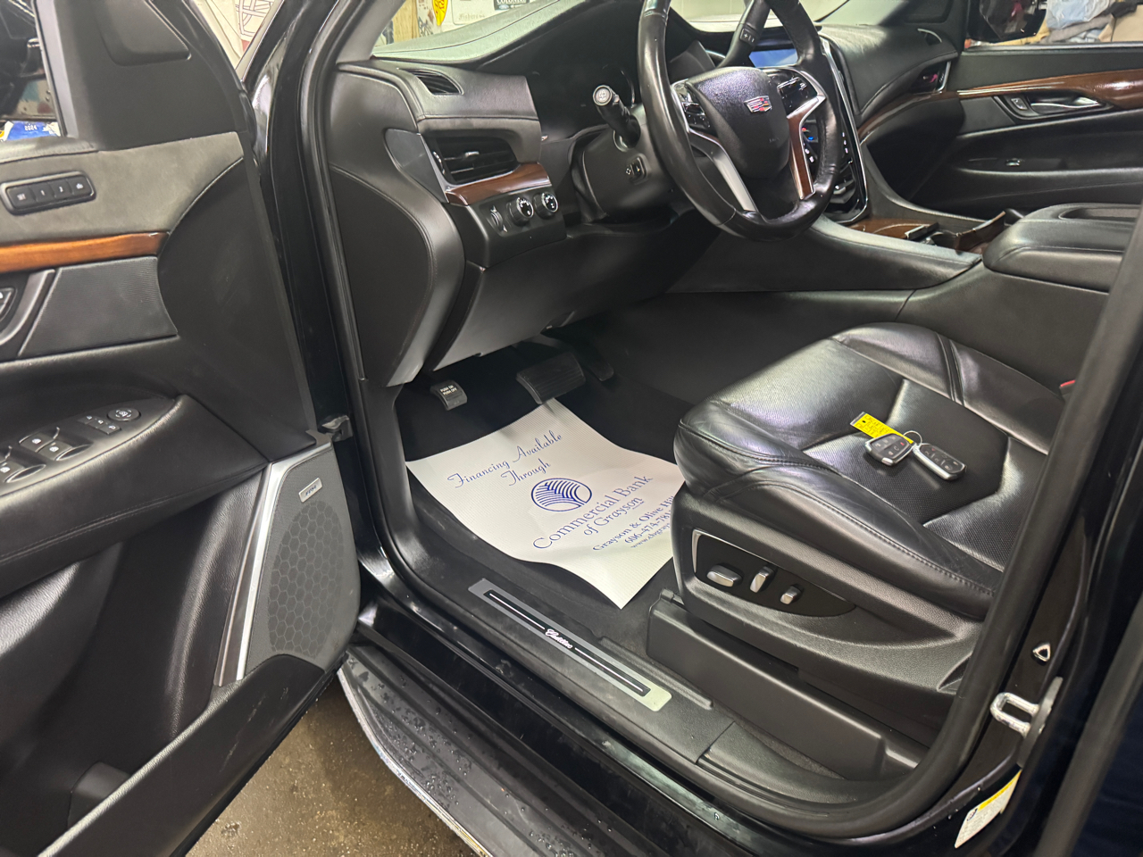 Cadillac Escalade 4WD 4dr 2019