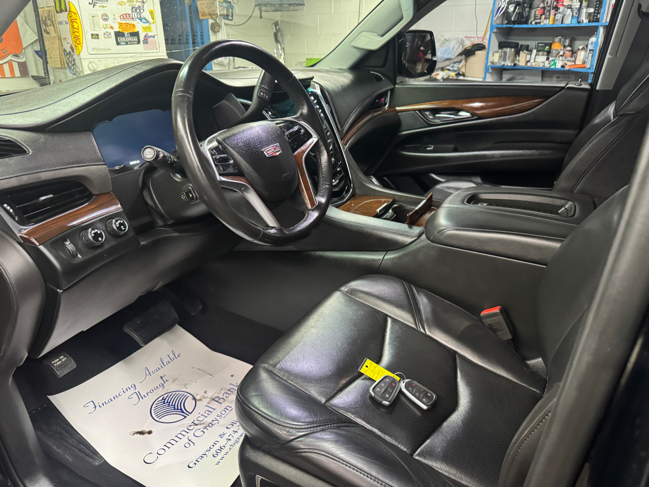 Cadillac Escalade 4WD 4dr 2019