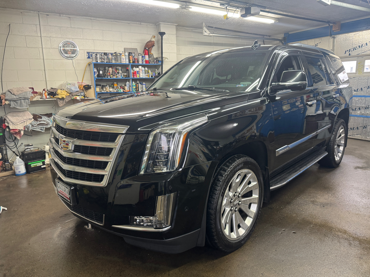 Cadillac Escalade 4WD 4dr 2019