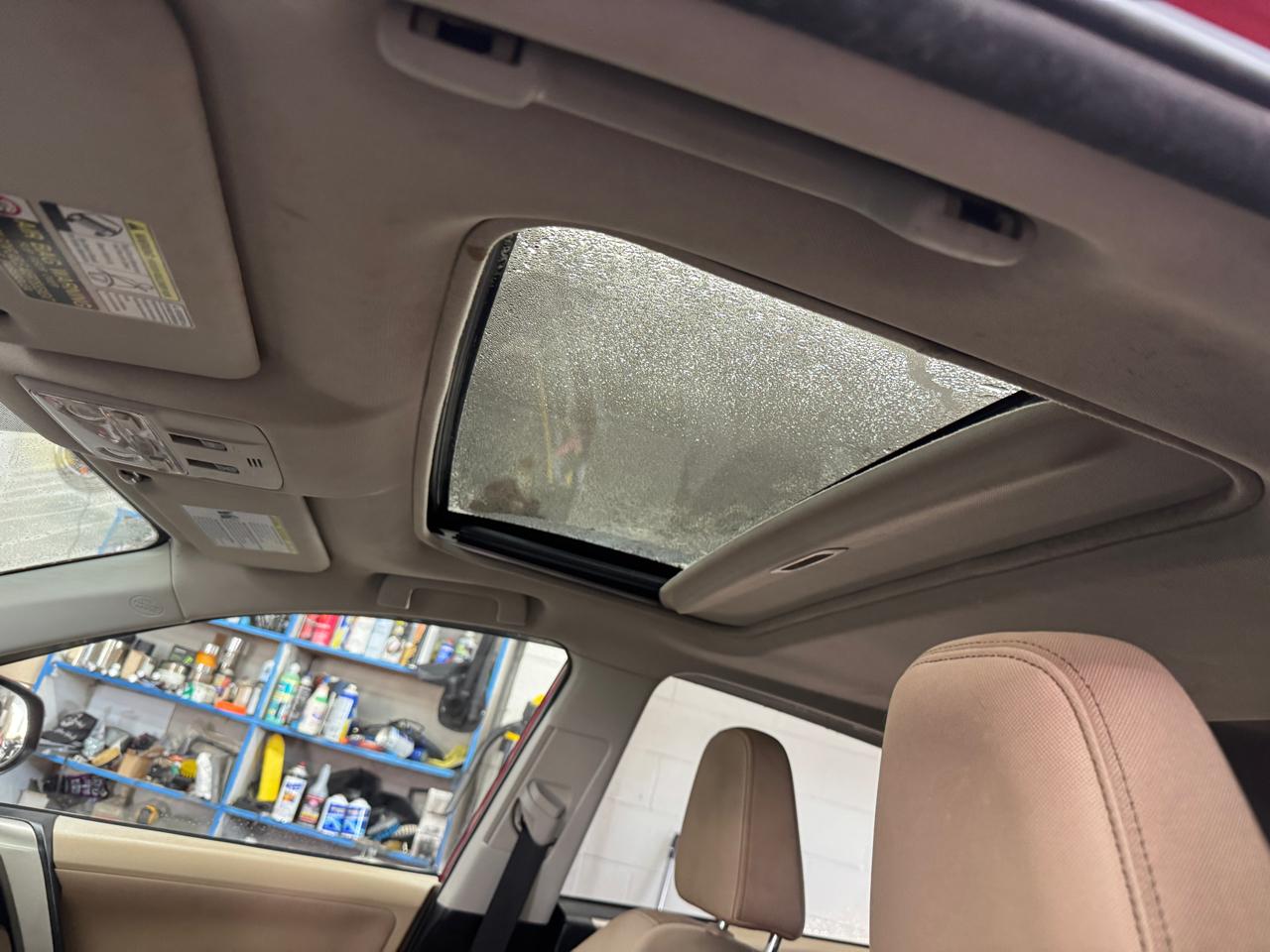 Toyota RAV4 AWD 4dr XLE (Natl) 2013