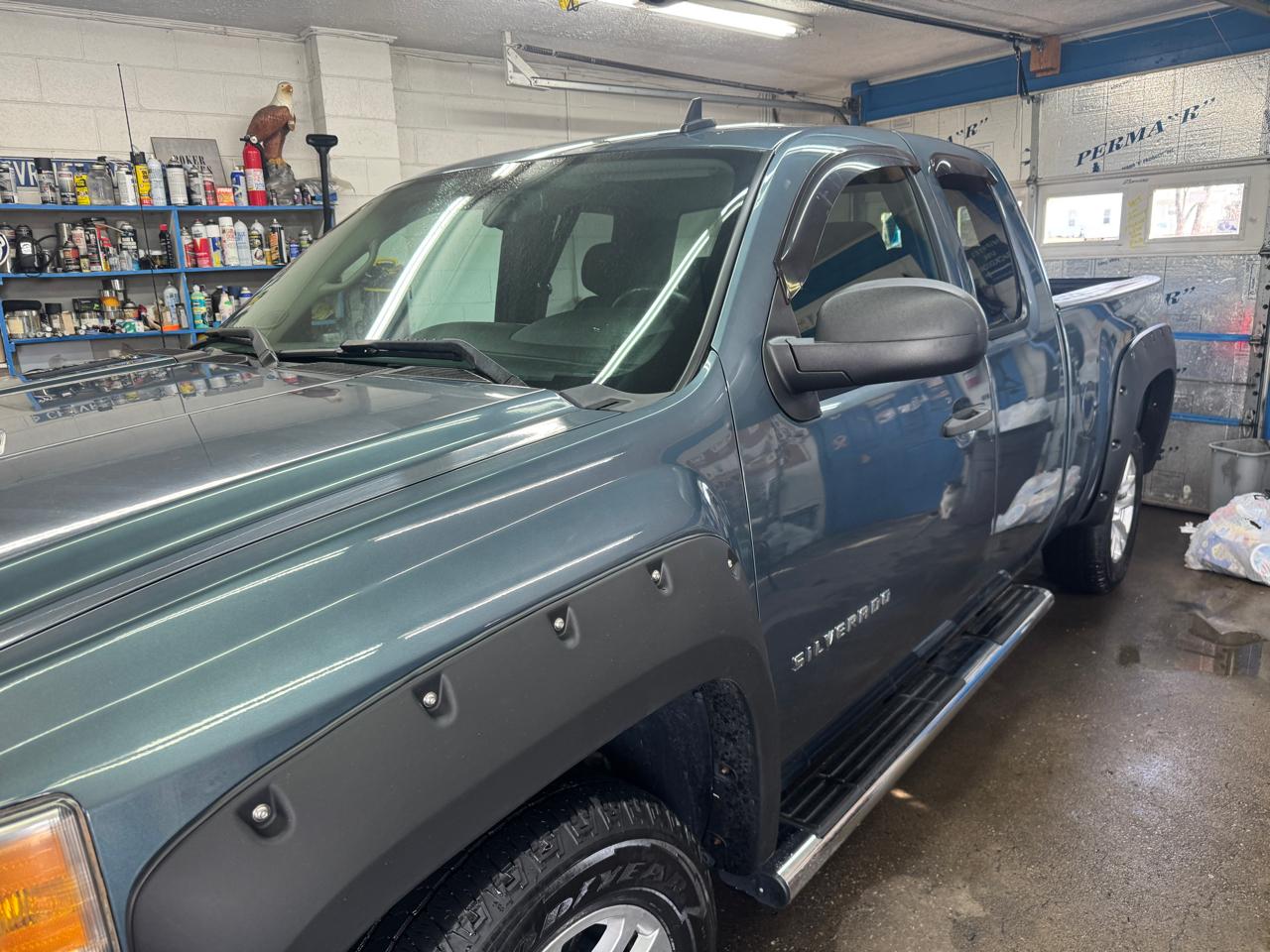 Chevrolet Silverado 1500 4WD Ext Cab 143.5" LT 2012