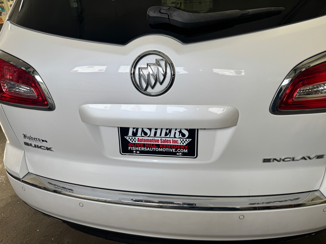 Buick Enclave FWD 4dr Leather 2017