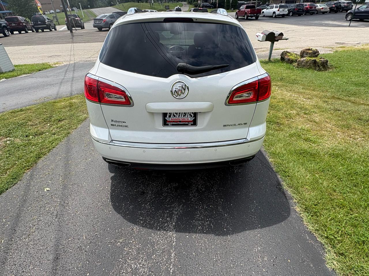 Buick Enclave FWD 4dr Leather 2017