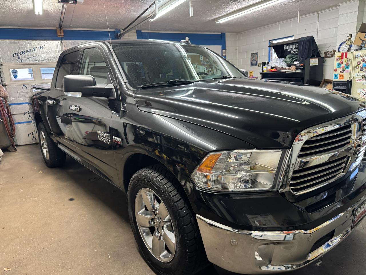RAM 1500 4WD Crew Cab 140.5" Big Horn 2016