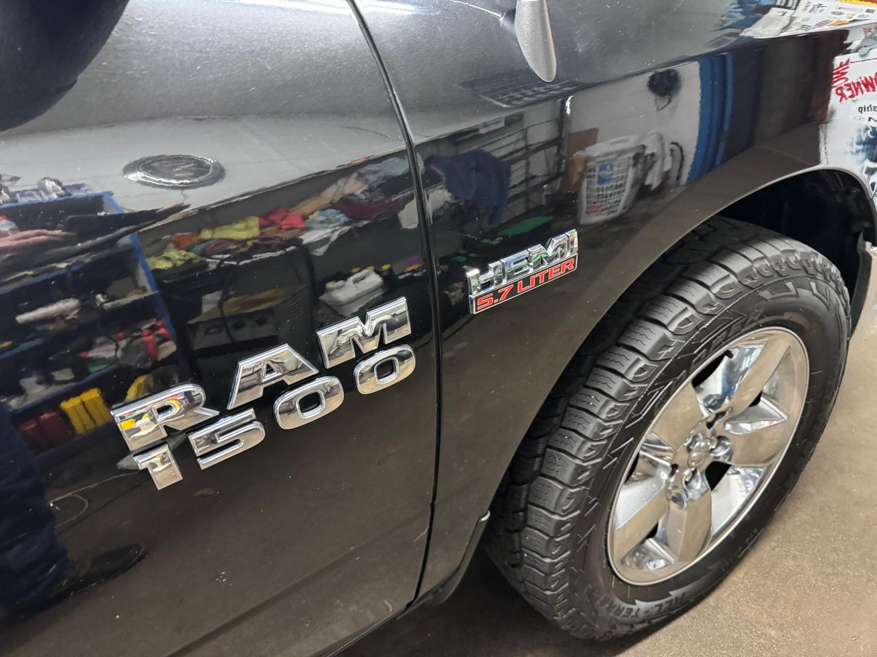 RAM 1500 4WD Crew Cab 140.5" Big Horn 2016