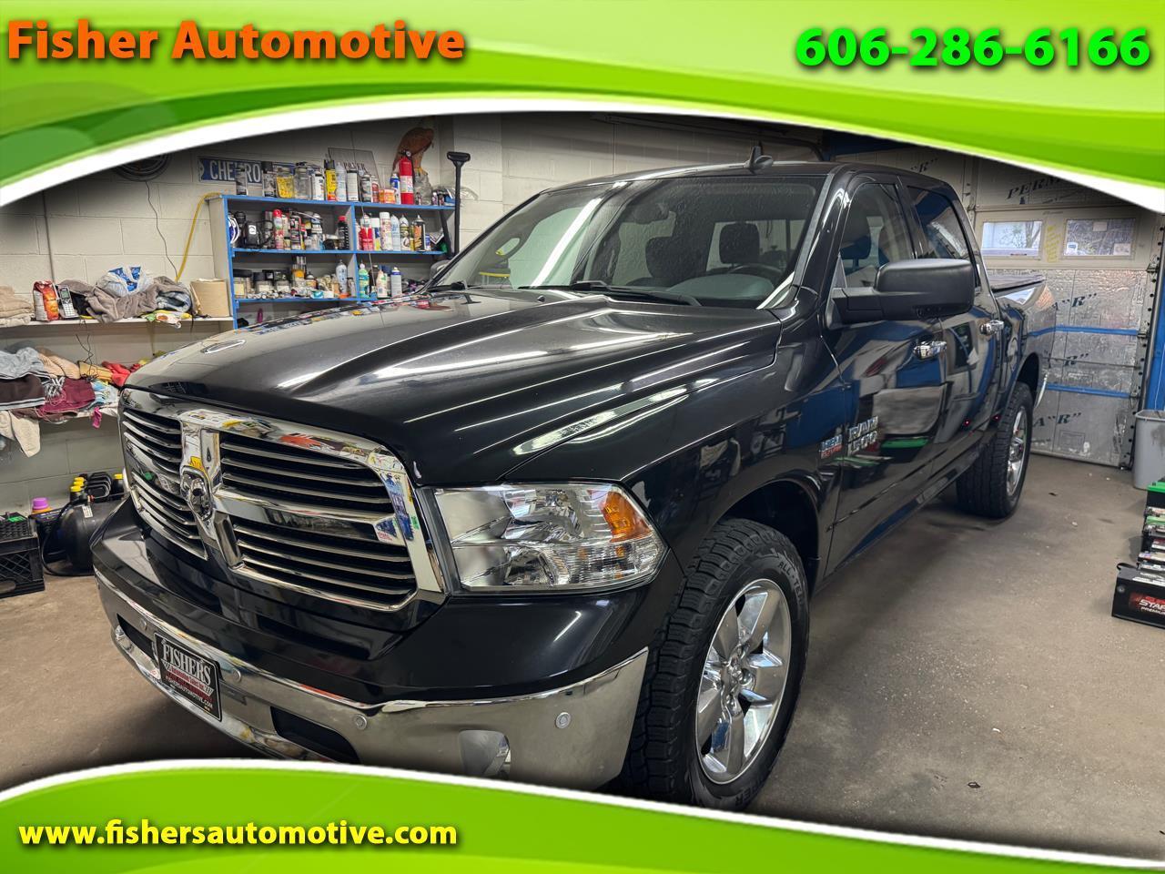 2016 RAM 1500 4WD Crew Cab 140.5" Big Horn