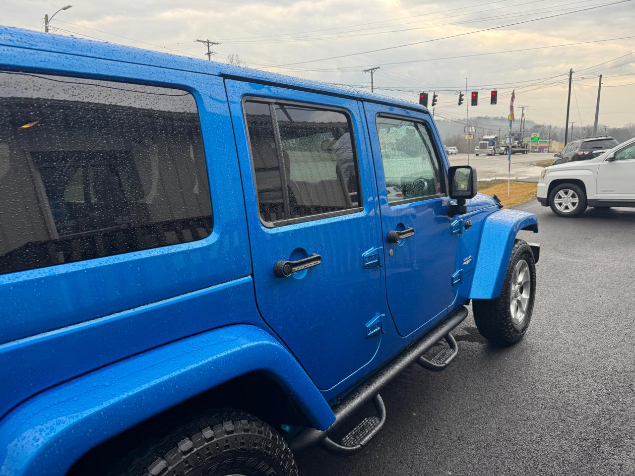 Jeep Wrangler Unlimited 4WD 4dr Sahara 2015