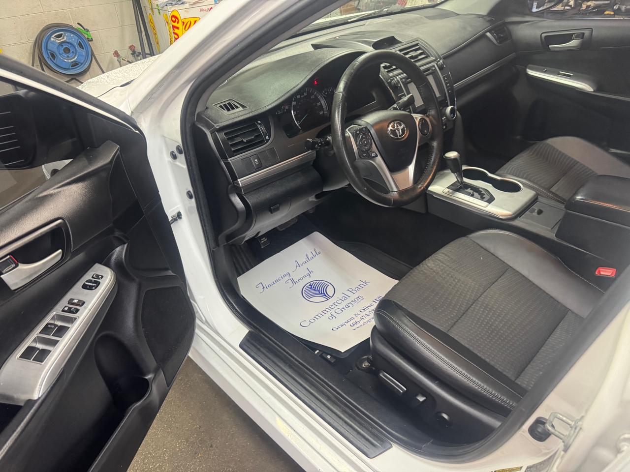 Toyota Camry 4dr Sdn I4 Auto SE Sport Limited Edition (Natl) 2012