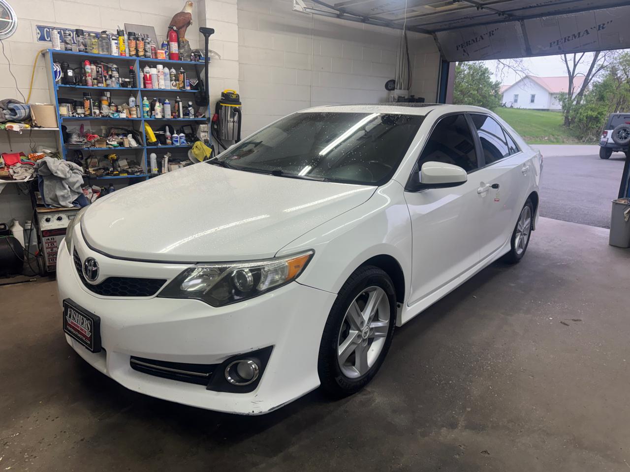 Toyota Camry 4dr Sdn I4 Auto SE Sport Limited Edition (Natl) 2012