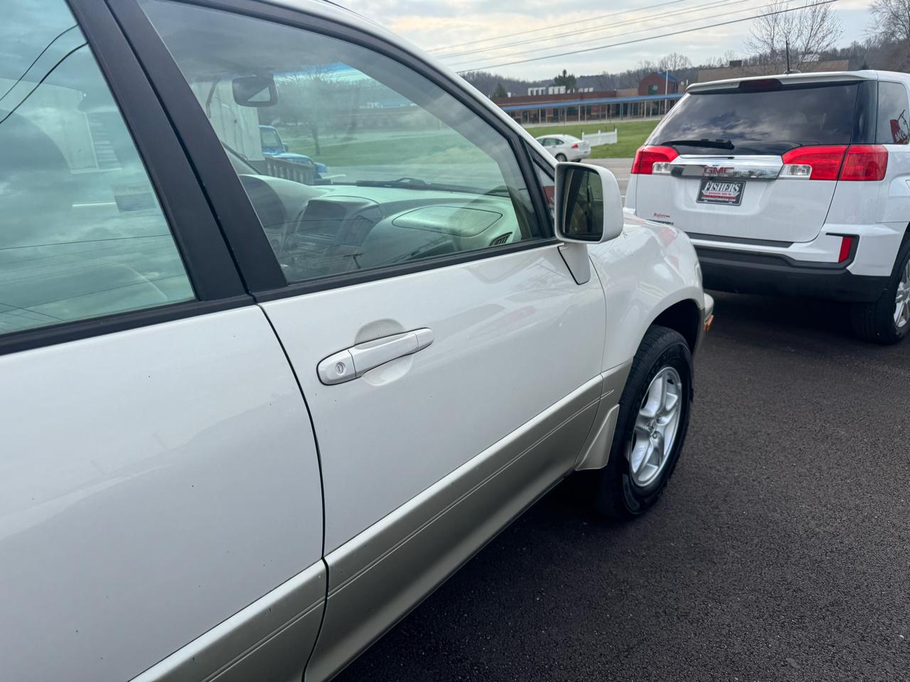 Lexus RX 300 Luxury SUV 4dr SUV 1999