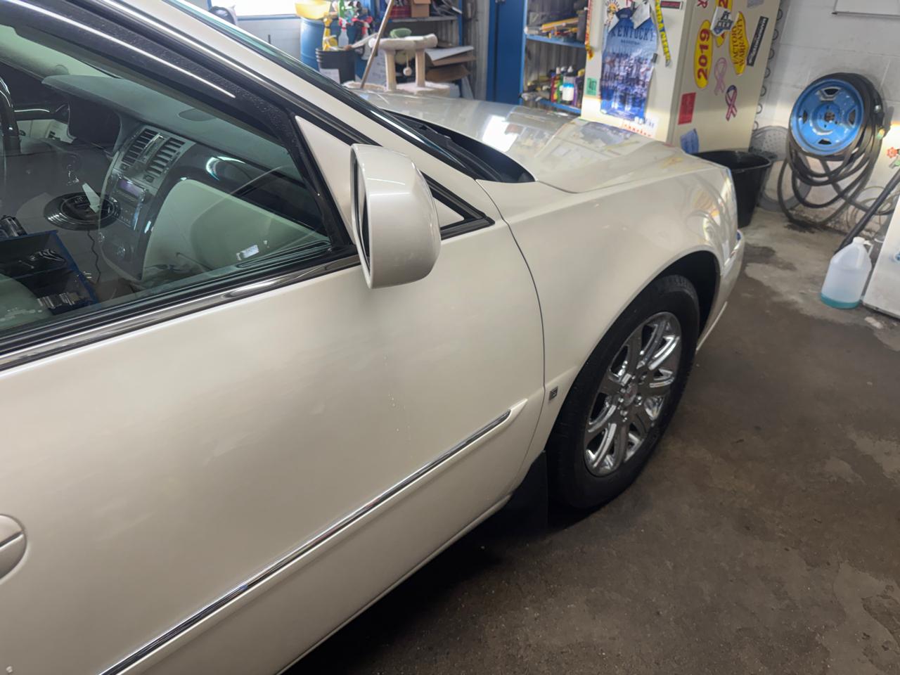 Cadillac DTS 4dr Sdn w/1SD 2008