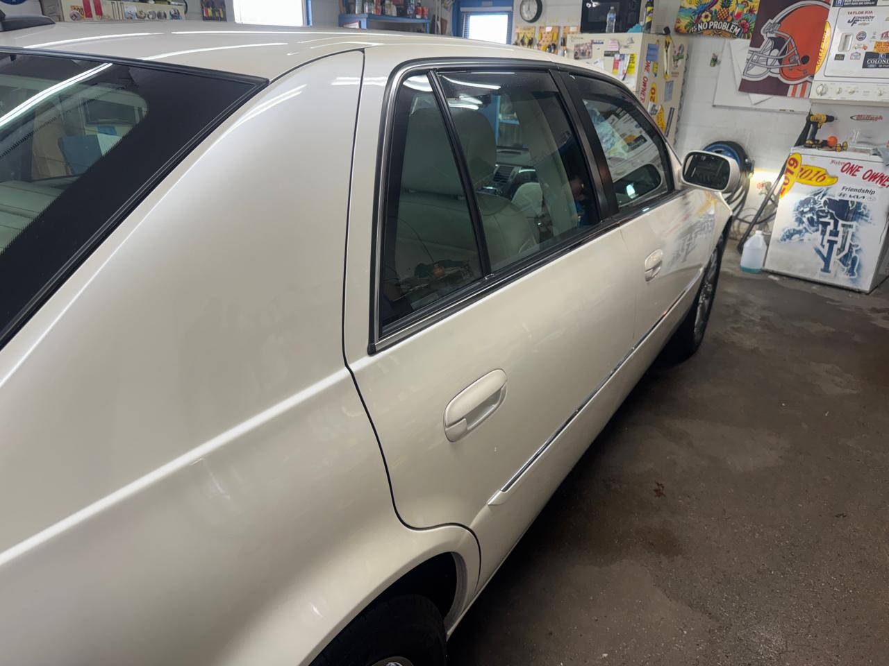 Cadillac DTS 4dr Sdn w/1SD 2008