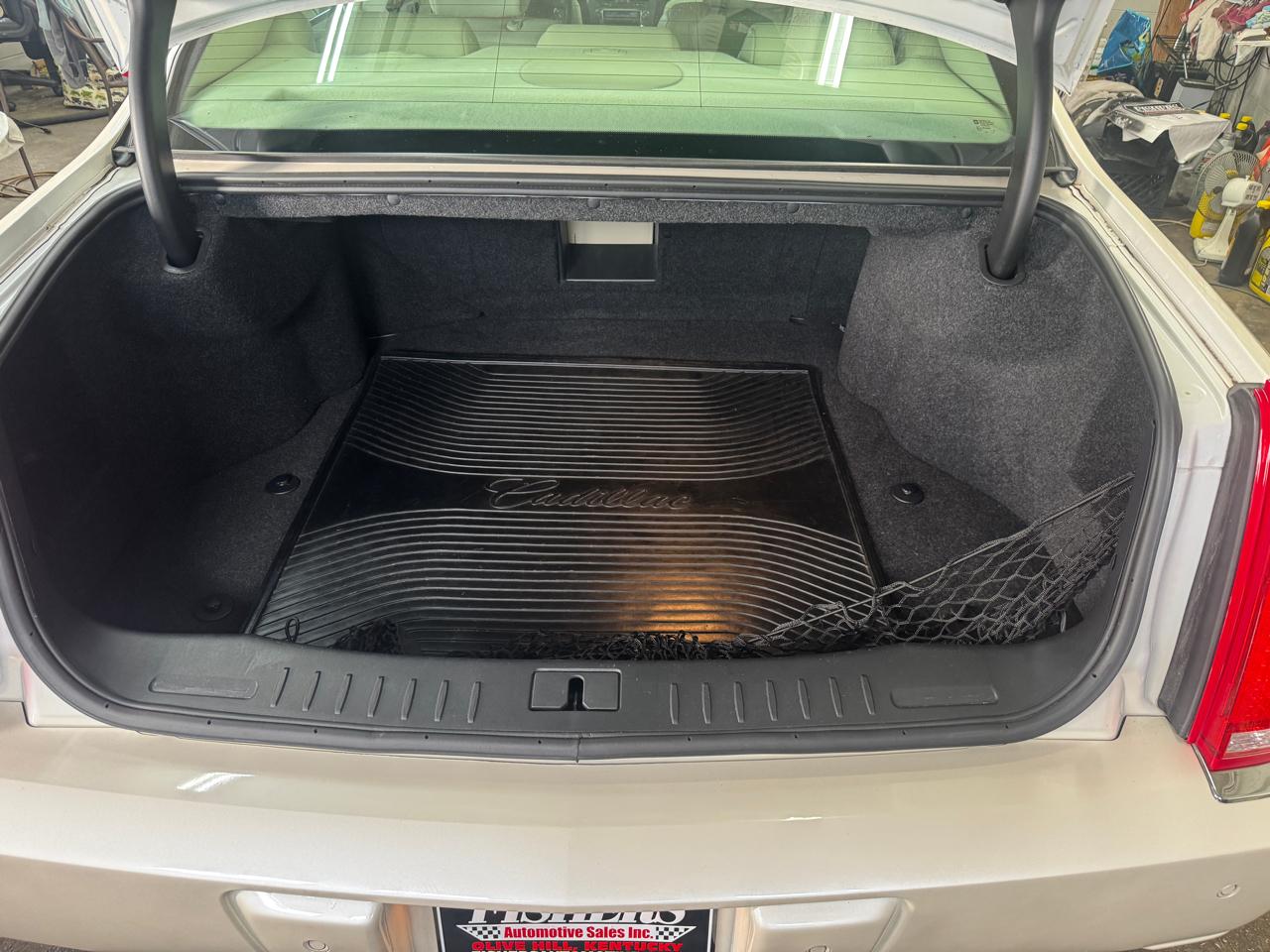 Cadillac DTS 4dr Sdn w/1SD 2008