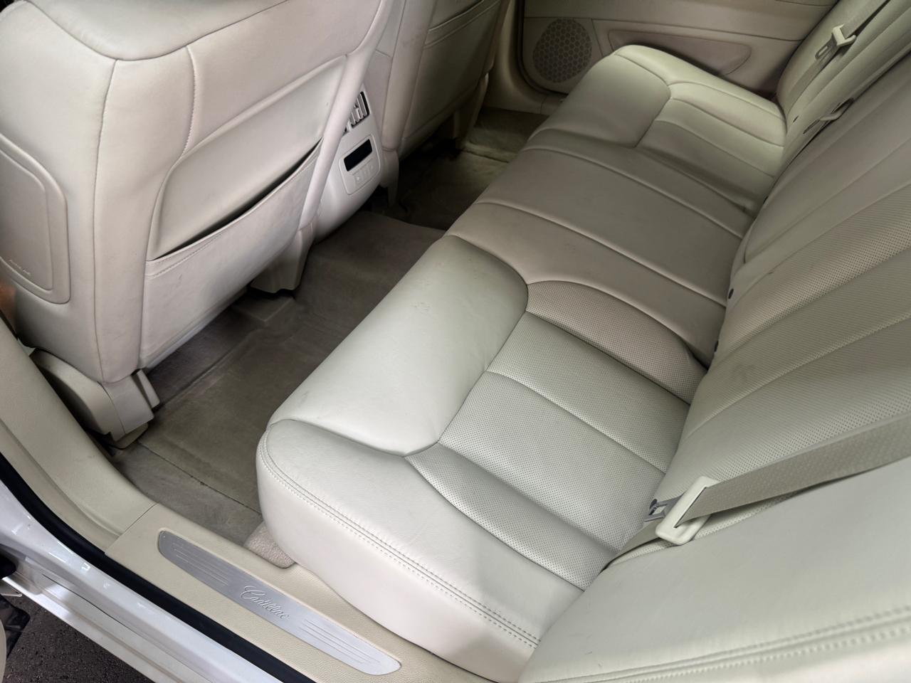 Cadillac DTS 4dr Sdn w/1SD 2008