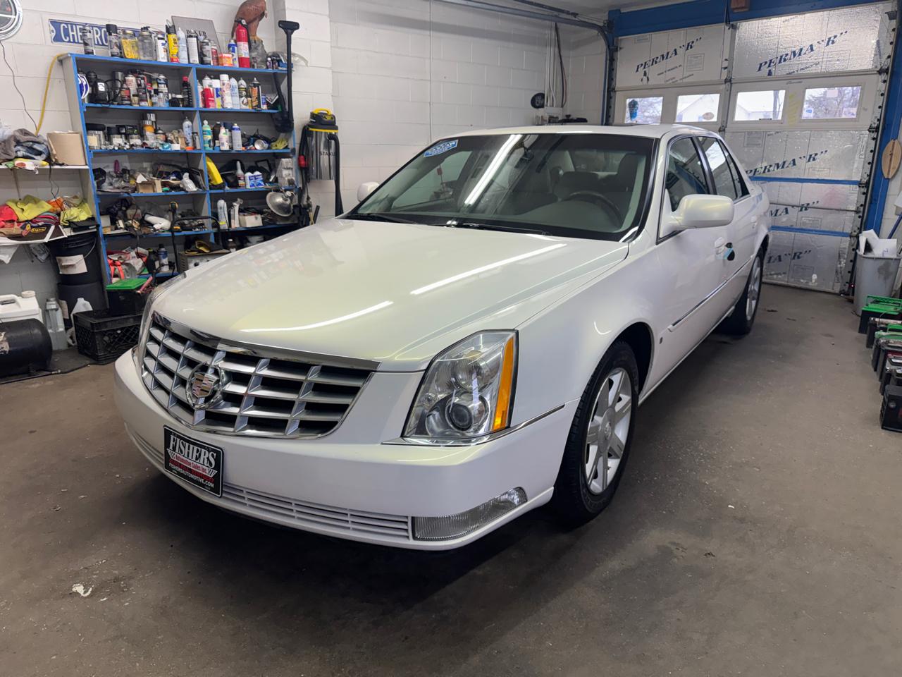 Cadillac DTS 4dr Sdn w/1SB 2006