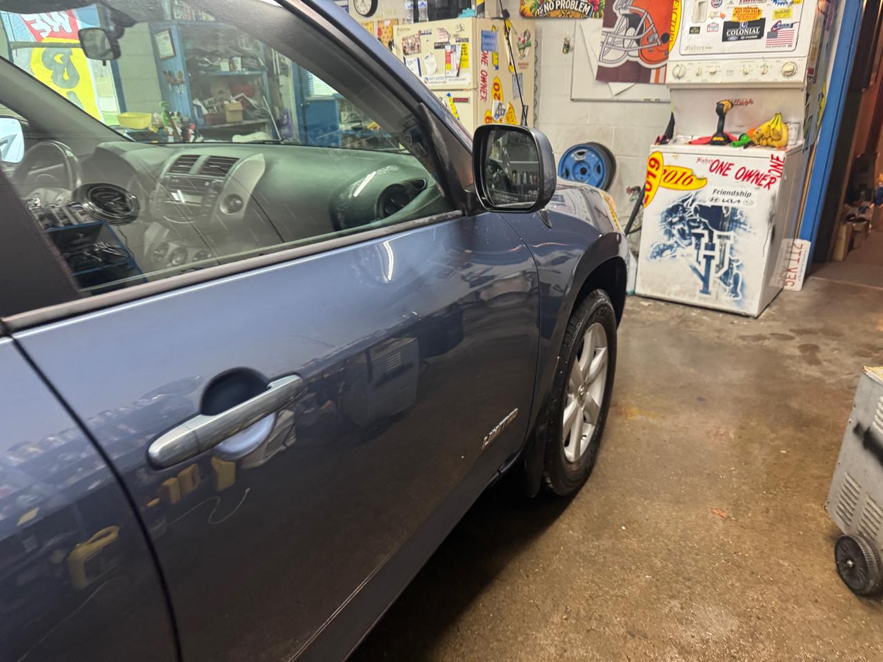 Toyota RAV4 4WD 4dr V6 Limited (Natl) 2007