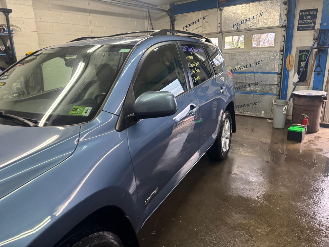 Toyota RAV4 4WD 4dr V6 Limited (Natl) 2007