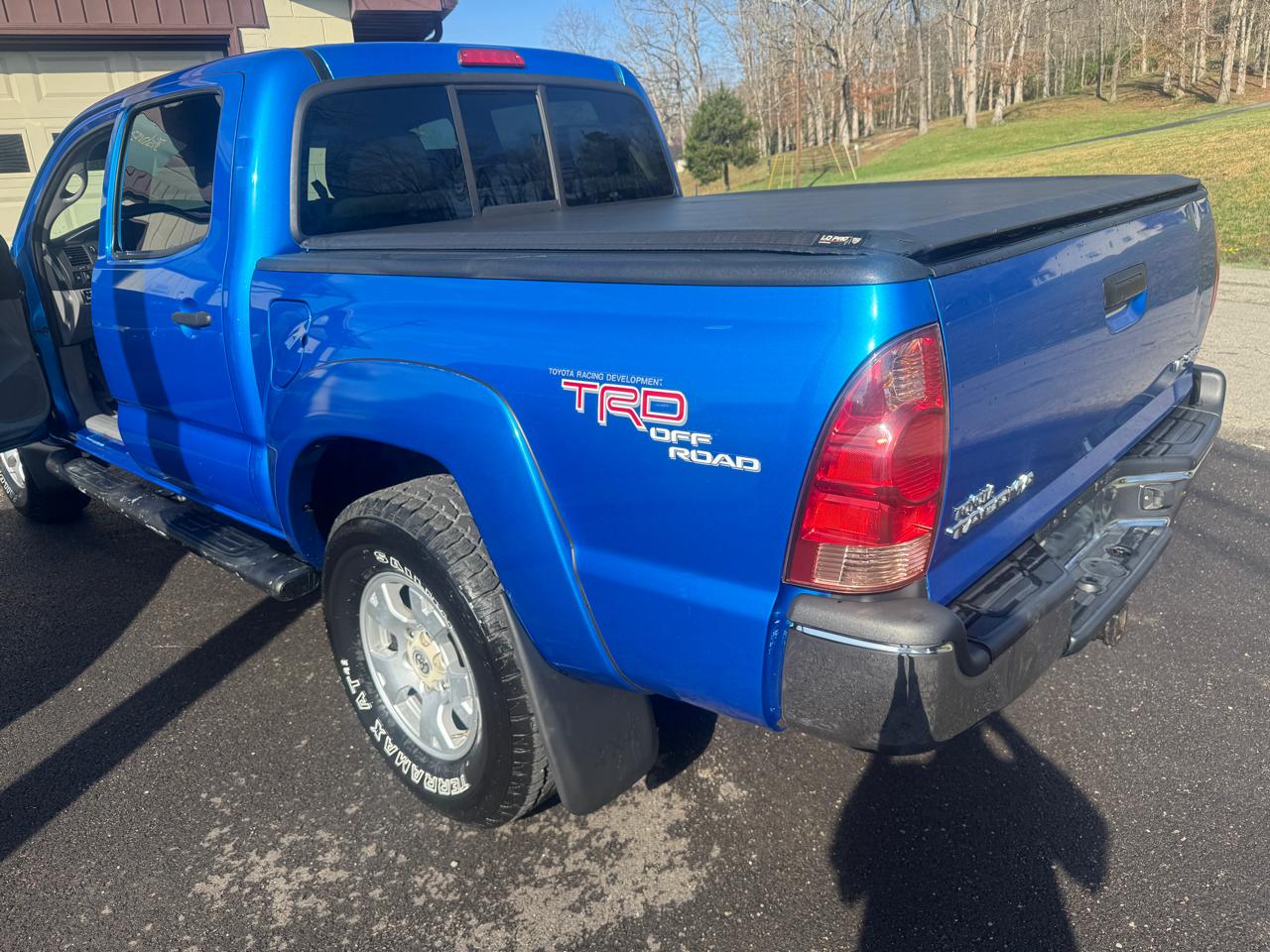 Toyota Tacoma 4WD Dbl V6 MT (Natl) 2008