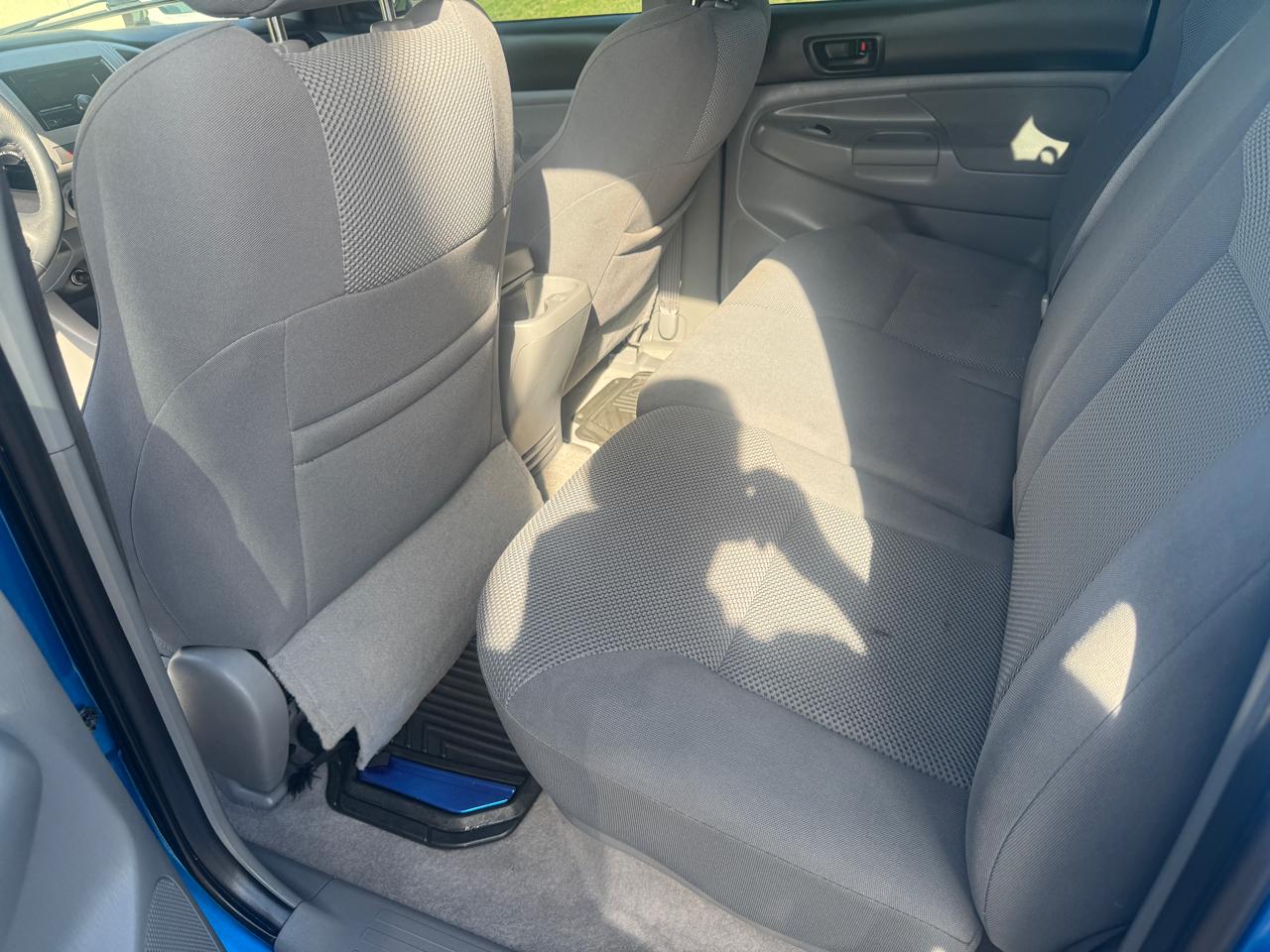 Toyota Tacoma 4WD Dbl V6 MT (Natl) 2008