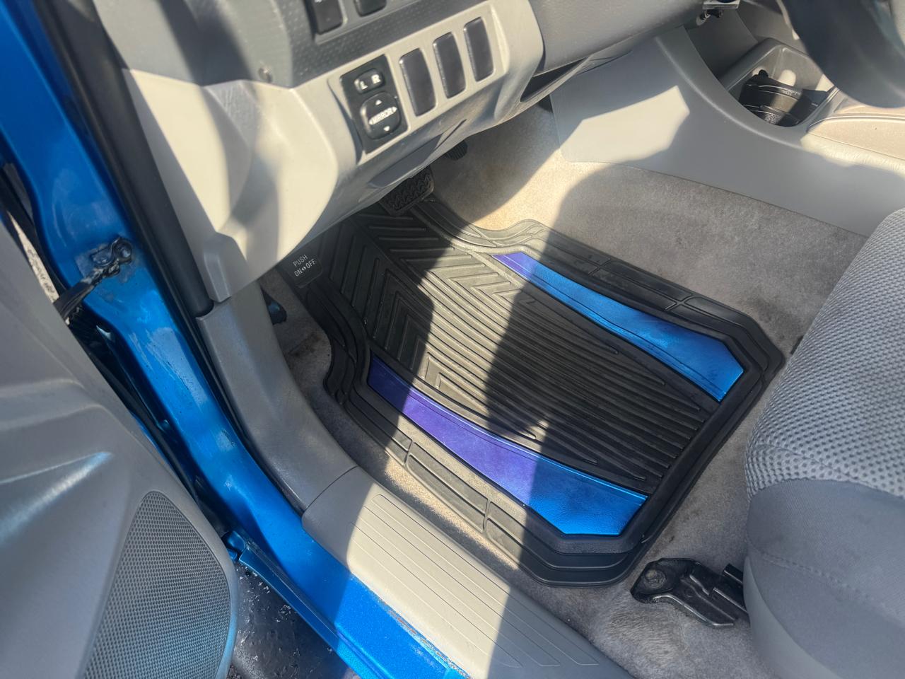 Toyota Tacoma 4WD Dbl V6 MT (Natl) 2008