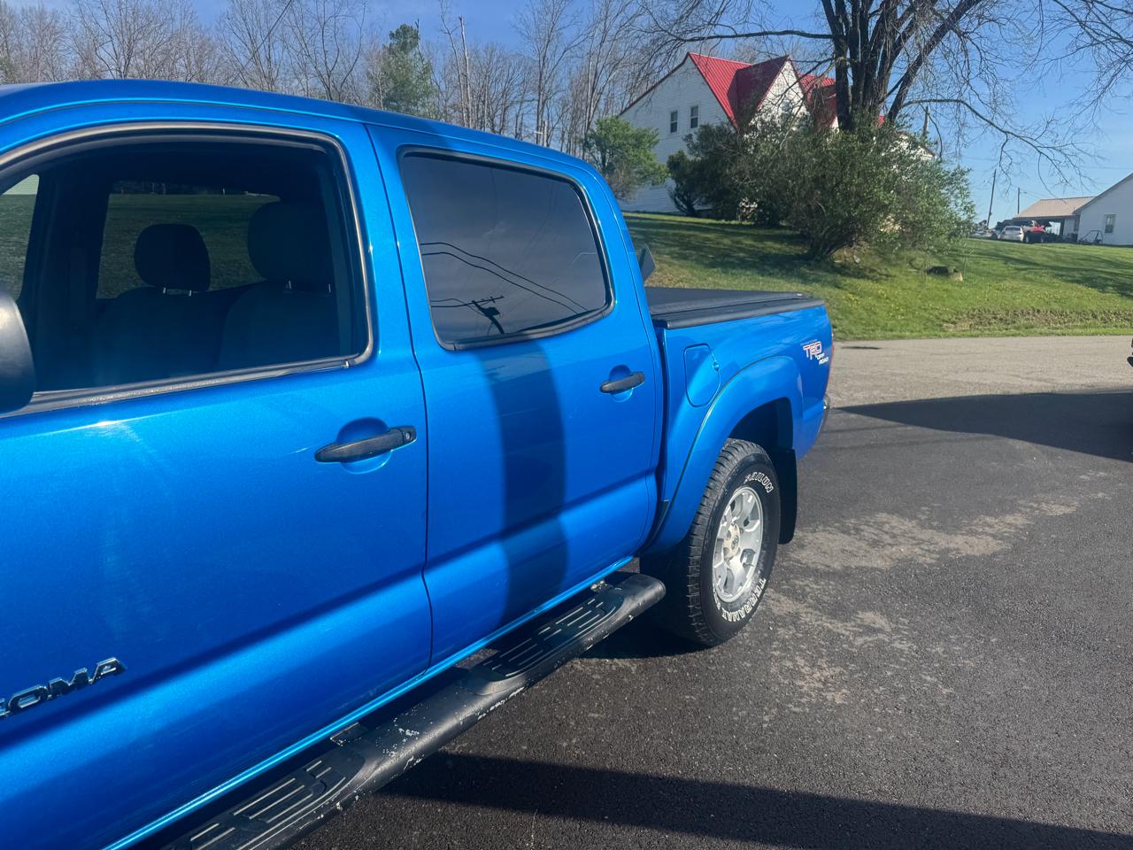 Toyota Tacoma 4WD Dbl V6 MT (Natl) 2008