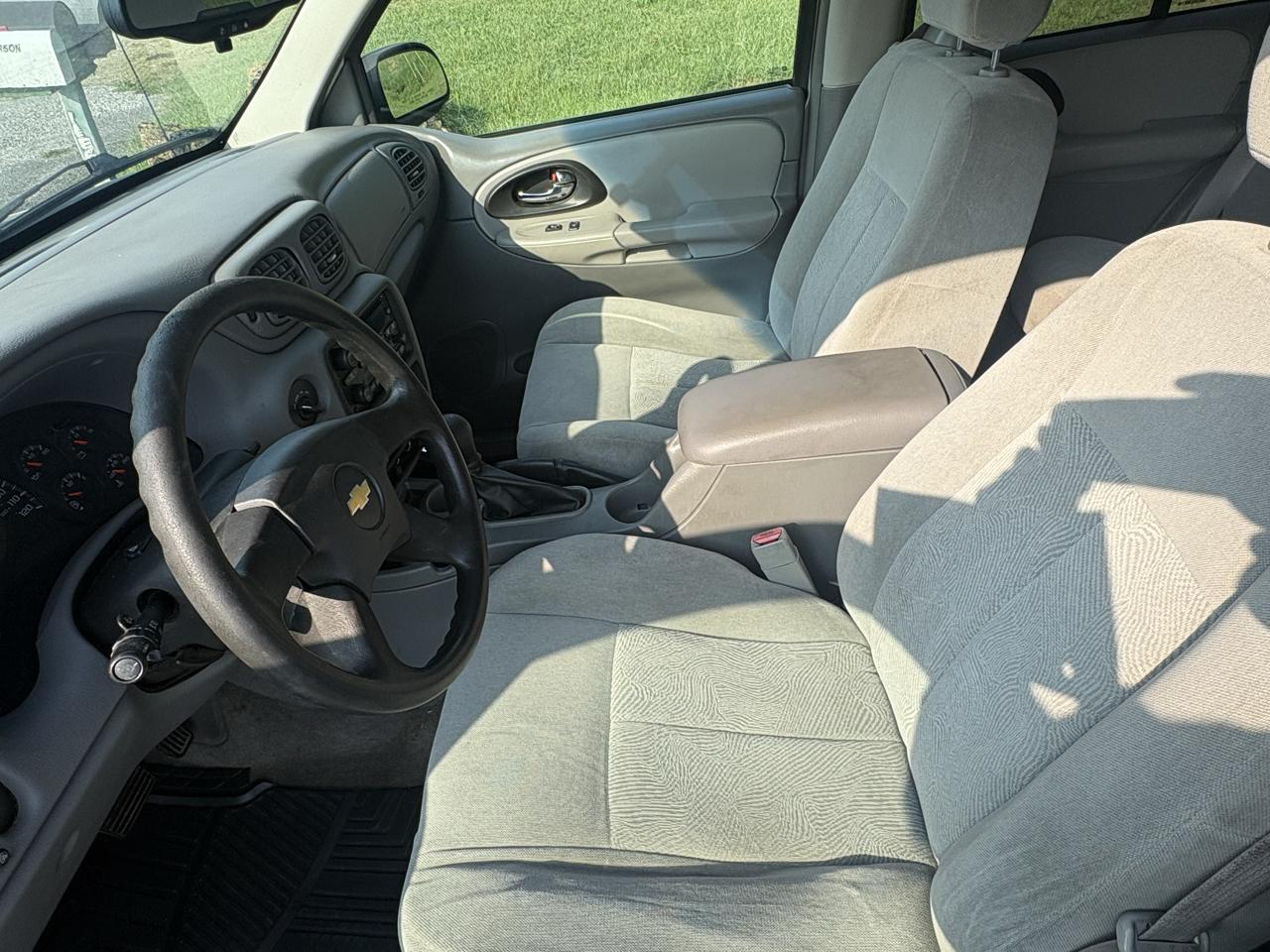 Chevrolet TrailBlazer 4dr 4WD LS 2005