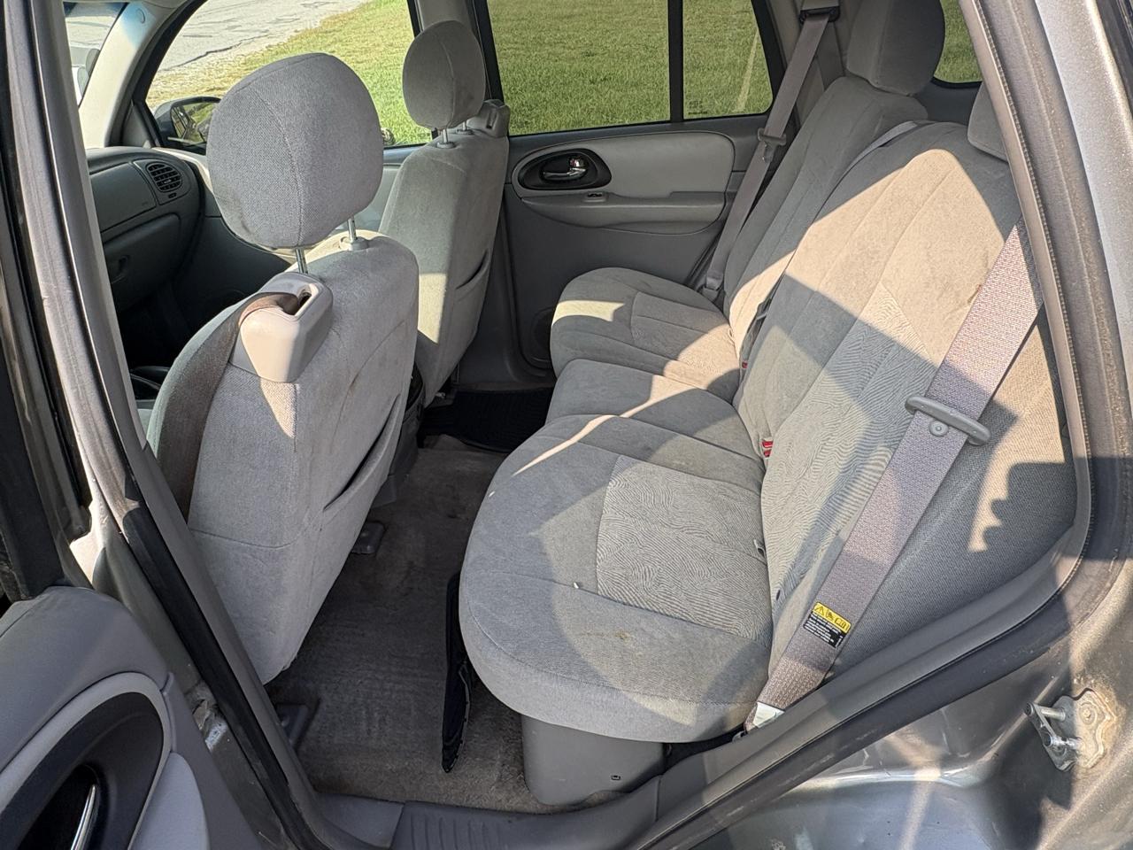 Chevrolet TrailBlazer 4dr 4WD LS 2005