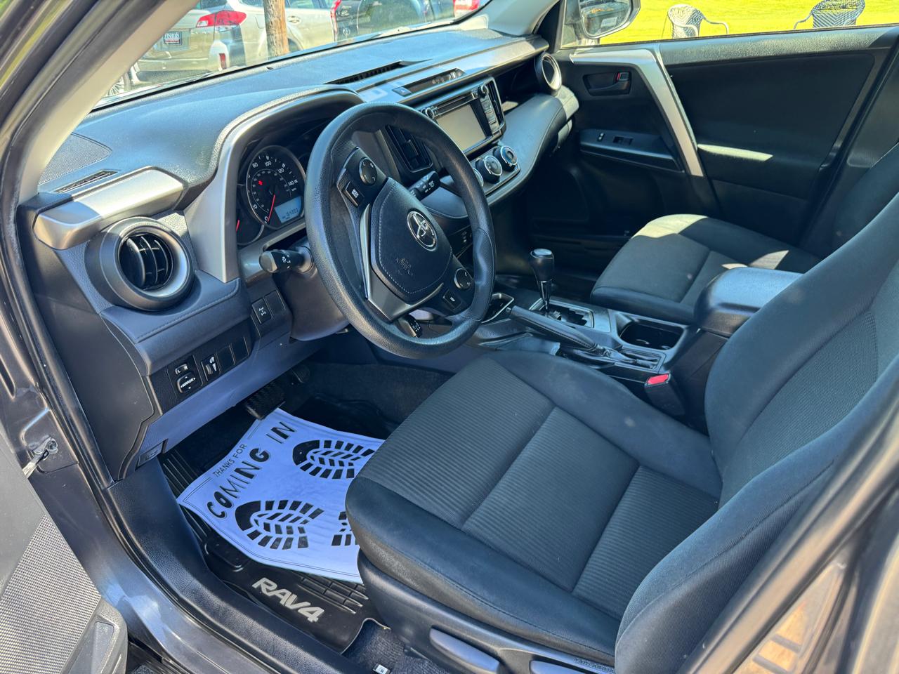 Toyota RAV4 AWD 4dr LE (Natl) 2016