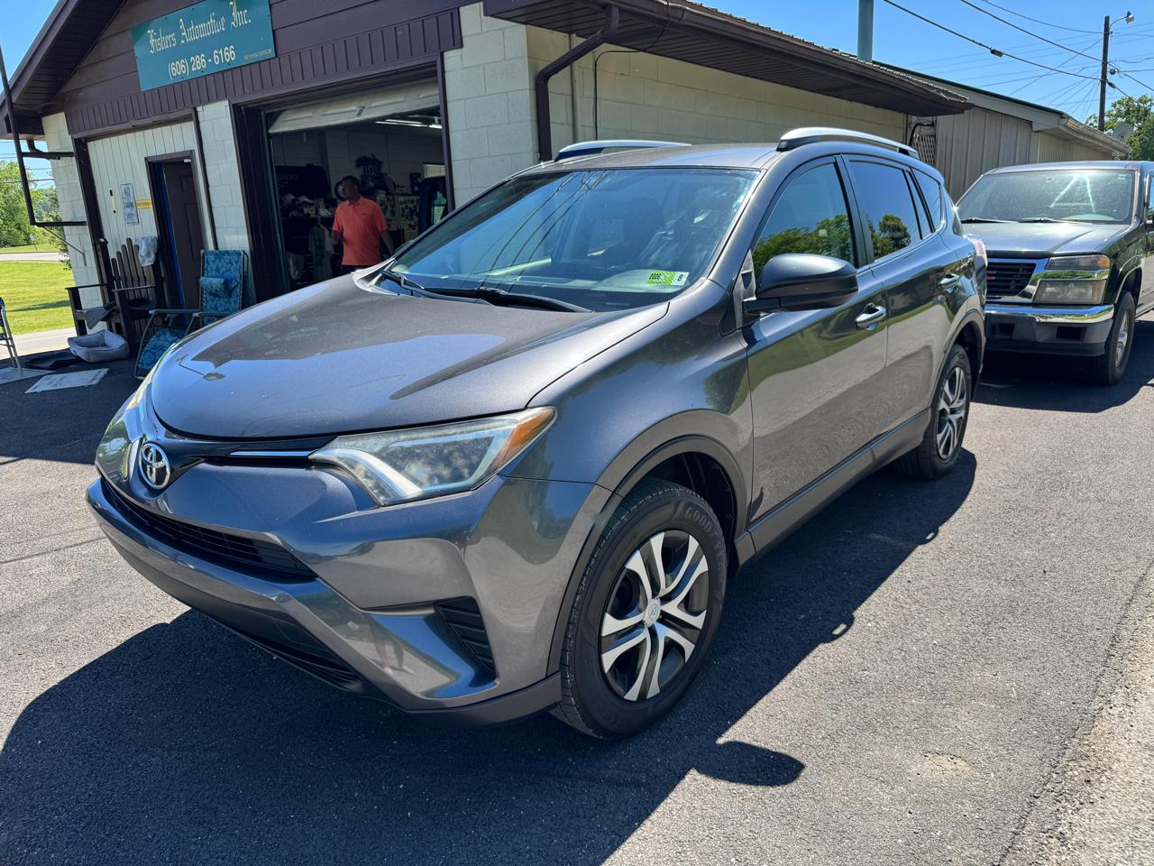 Toyota RAV4 AWD 4dr LE (Natl) 2016