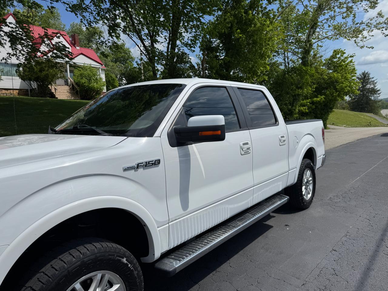 Ford F-150 4WD SuperCrew 145" Platinum 2011