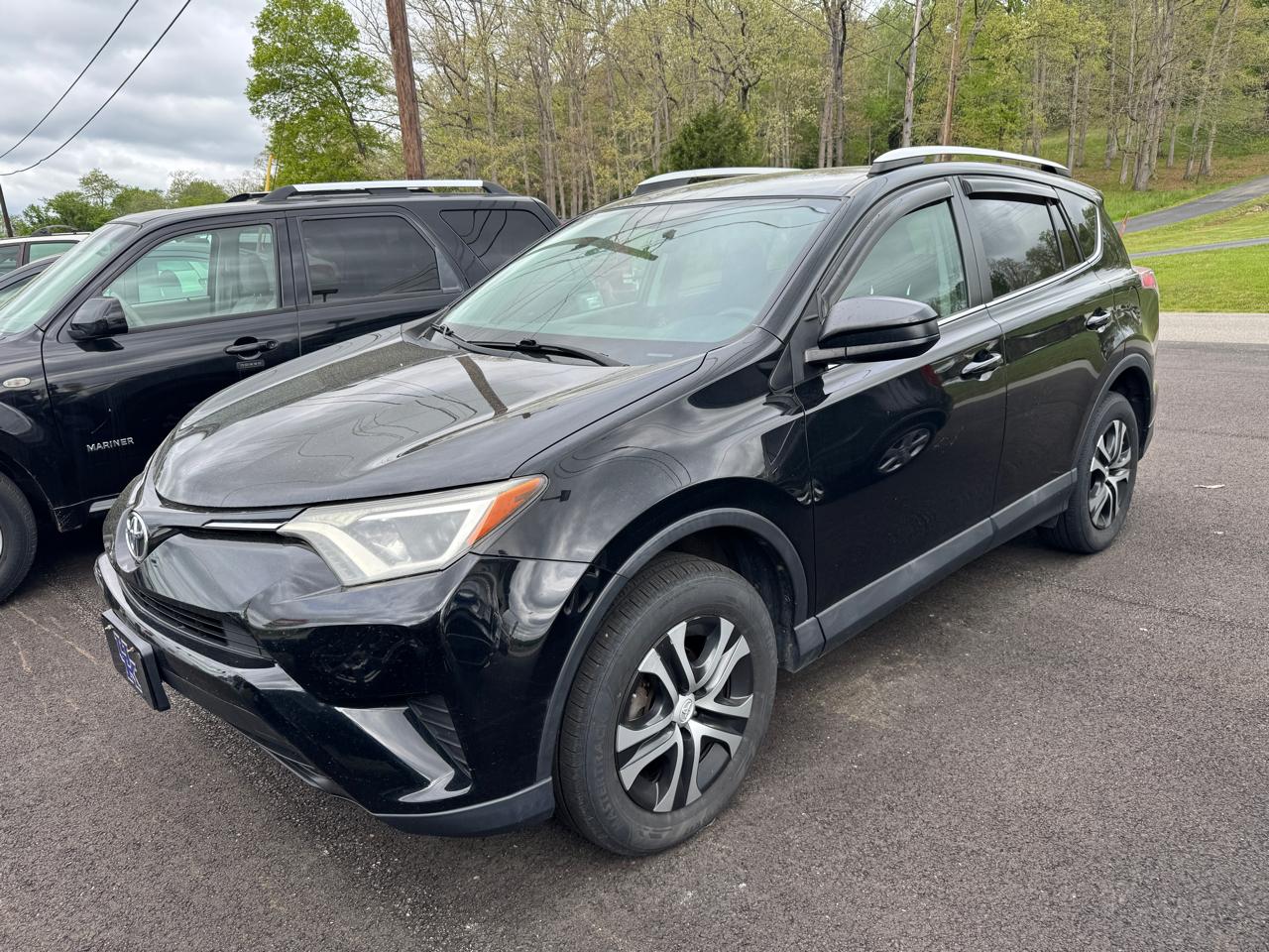 Toyota RAV4 AWD 4dr LE (Natl) 2016